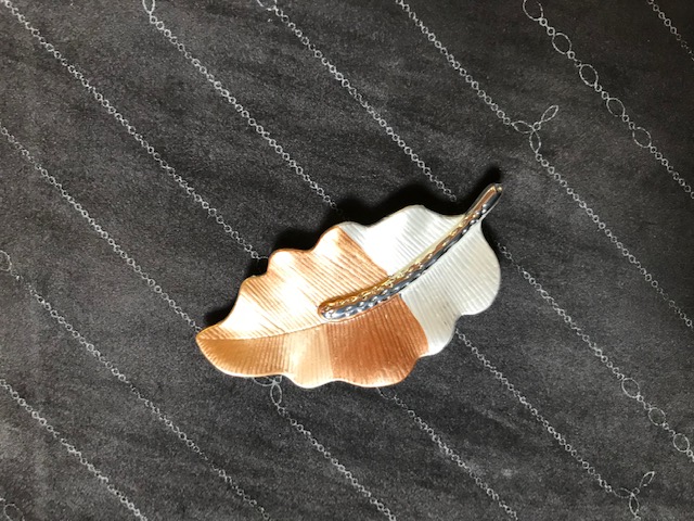 Schalclip mit Magnet, silber/gold